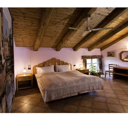 Cascina Desderi ファームステイ *