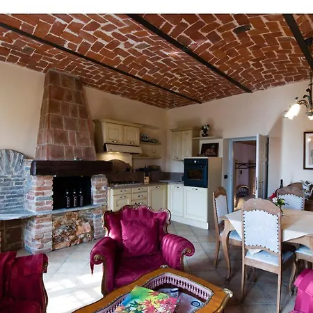 Cascina Desderi * アスティ