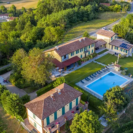 Cascina Desderi * アスティ