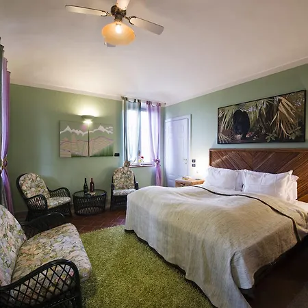 Cascina Desderi Vakantieboerderij *