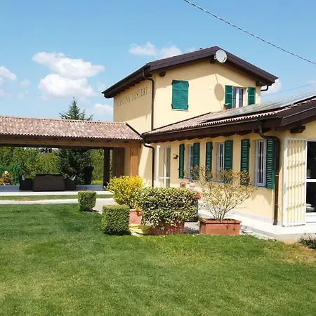 Cascina Desderi ファームステイ *